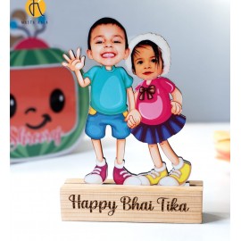 Sibling photo stand