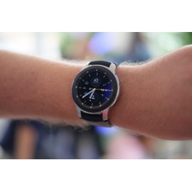Samsung Gear S4 1.5GB RAM/ 46MM Samsung Gear S4 1.5GB RAM/ 46MM