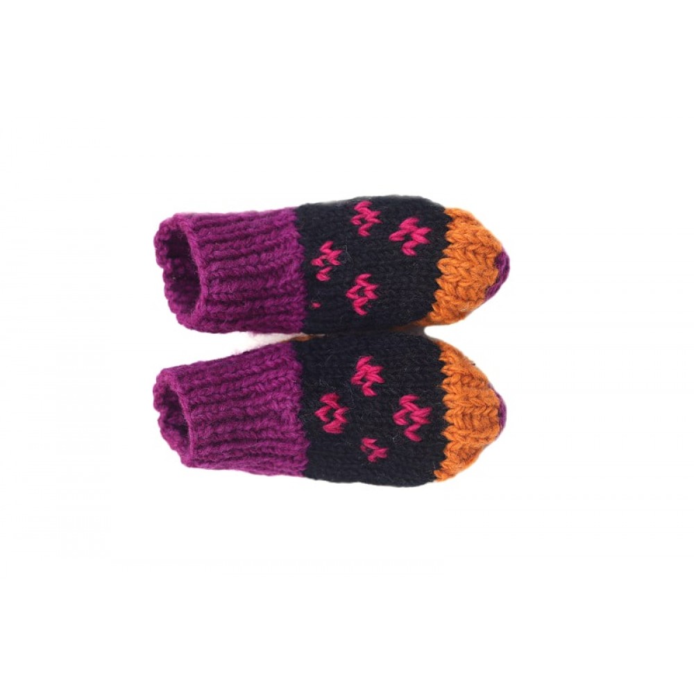 Handmade woolen Shoes/socks Handmade woolen Shoes/socks