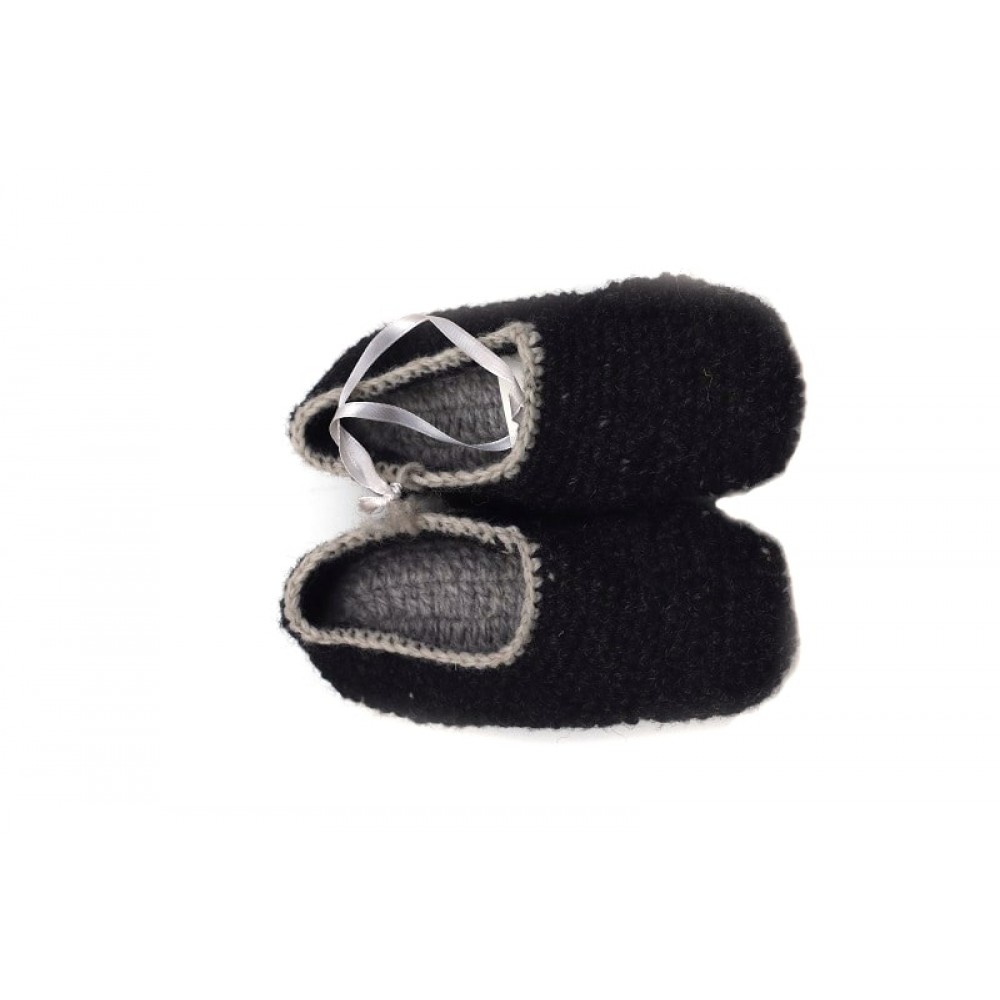 Handmade woolen Shoes/socks