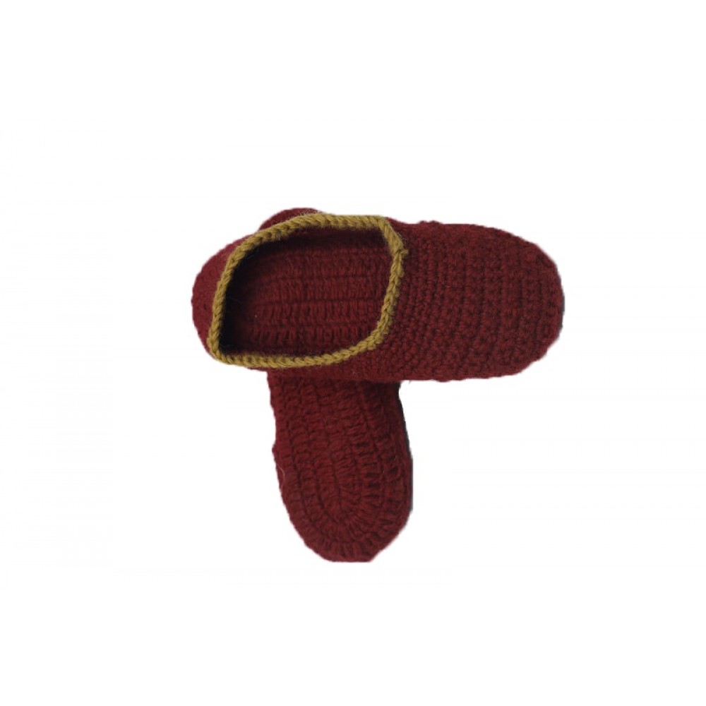 Handmade woolen Shoes/socks