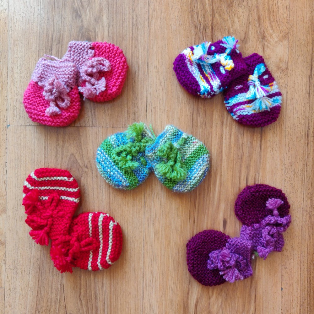 Knitted Woolen Mittens For Kids - Set of 5  Knitted Woolen Mittens For Kids - Set of 5