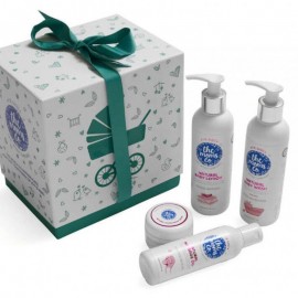 The Moms Co. Baby Must Have With Ribbon Gift Box
